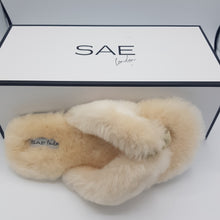 Load image into Gallery viewer, ISLA SHEEPSKIN SLIPPER